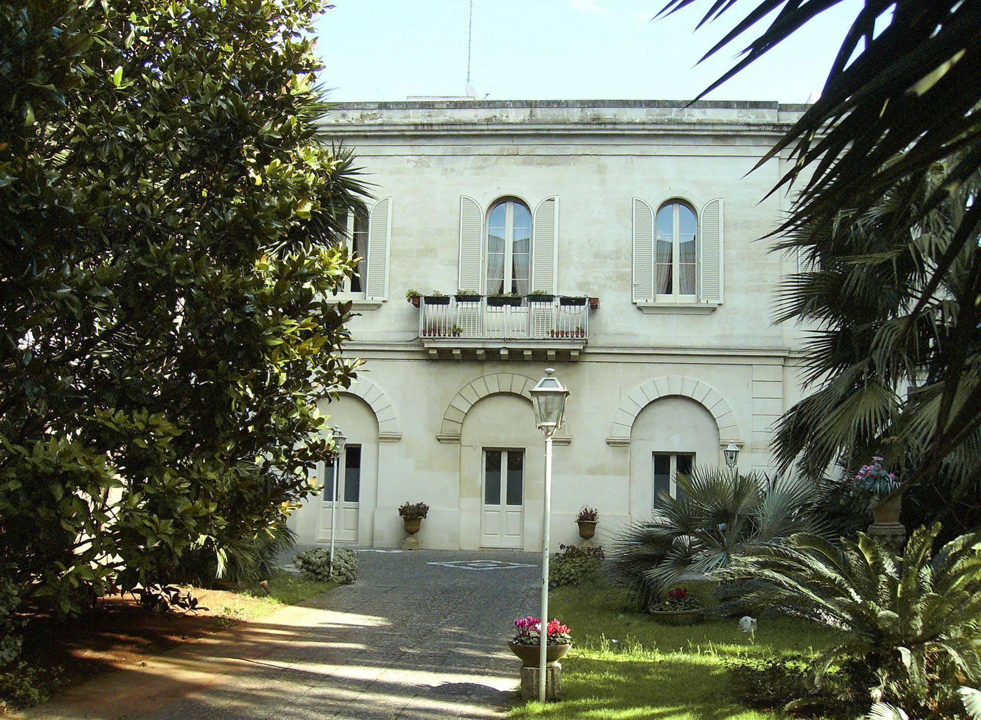 Antica Villa La Viola Lecce Extérieur photo